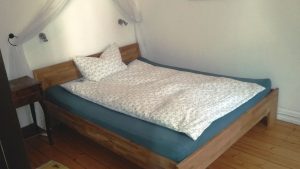 App 1 Schlafzimmer Doppelbett2